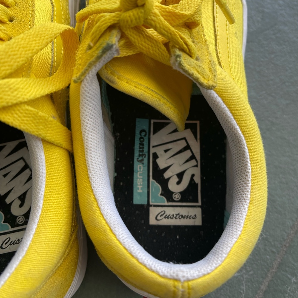 Yellow Old School Custom Vans , woman size 8 - Picture 5 of 6